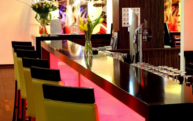 Bar van hotel Best Western Plus Amedia Art in Salzburg